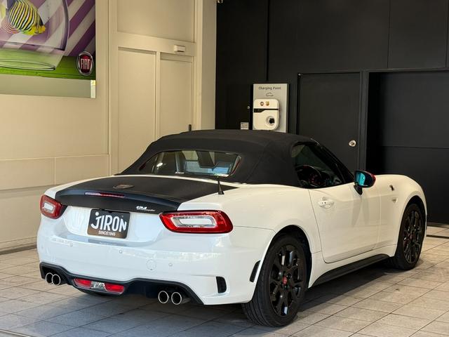 アバルト１２４ スパイダー ベースグレード　ワンオーナー　レコモン　６ＡＴ　カーボン調ラッピング（29枚目）