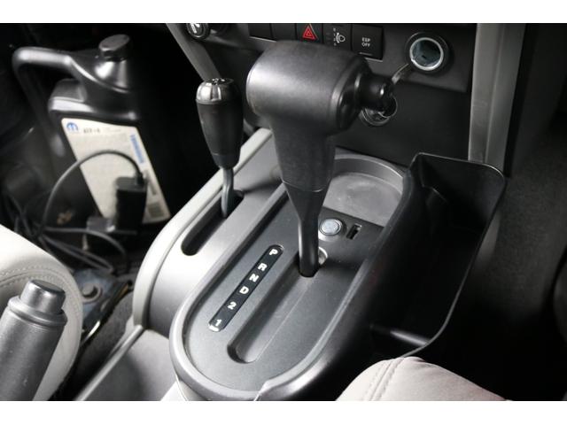 ジープ・ラングラーアンリミテッド スポーツ　ナビ　ＴＶ　Ｓ／Ｂカメラ　リフトアップ　外ＡＷ１７インチ　ＬＥＤヘッド　スミッティビルドウィンチ（22枚目）