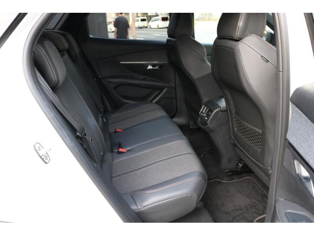 ３００８ ＧＴライン　デビューエディション　ワンオーナー　パノラマサンルーフ　純正ナビ　フルセグＴＶ　Ｂカメラ　クルコン　ＢＳＭ　パワーバックドア（13枚目）