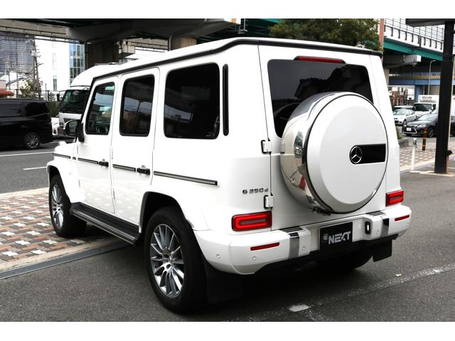 Gクラス G350d ワンオーナー ラグジュアリーPKG サンルーフ レーダーセーフティPKG ブルメスターサウンド 黒革シート カロッツェリアフリップダウンモニター(9枚目)