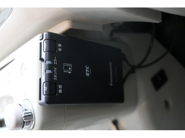 フィガロ ベースグレード　オーディオ　同色ペイント済（22枚目）