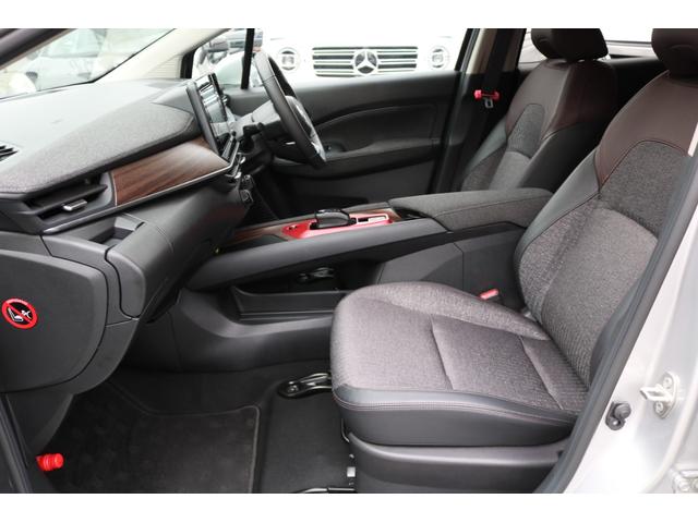 オーラ Ｇ　ワンオーナー　純正ナビ　フルセグＴＶ　アラウンドビューモニター　インテリジェントルームミラー　エマブレ　Ｆ．Ｒエアロ　ＬＥＤヘッド（13枚目）