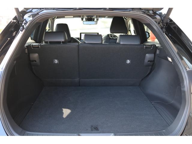 ハリアー 　ワンオーナー　禁煙車　モデリスタエアロ（Ｆ／Ｓ／Ｒ）　デジミラ　黒ハーフレザー　Ｂカメラ　純正ナビ　フルセグＴＶ　クリアランスソナー　ＢＳＭ　プリクラ　レーンキープ　パワーシート　パワーバックドア（20枚目）