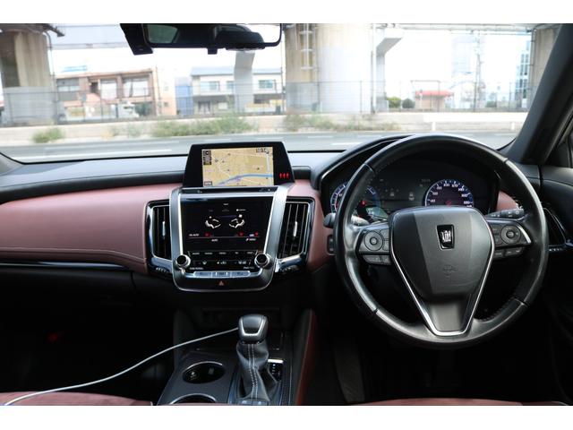 クラウンハイブリッド RSアドバンス 純正ナビ フルセグTV LEDヘッド クルコン パドルシフト ヘッドアップディスプレイ パノラミックビューモニター セーフティセンス レーンキープ ハーフレザーシート ステアヒーター デジミラ(11枚目)