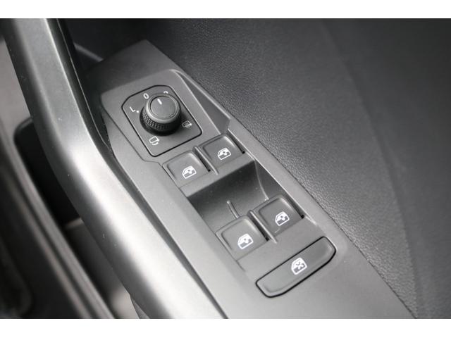 T-クロス TSI アクティブ ワンオーナー 純正ナビ フルセグTV ルーフレール アダプティブクルーズコントロール LEDヘッド BSM(28枚目)