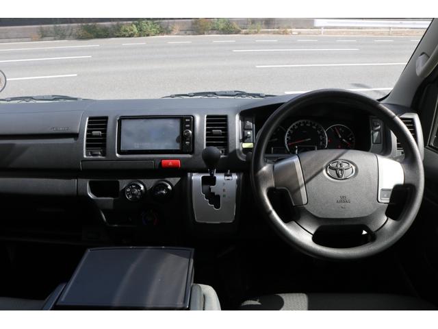 ハイエースバン ロングジャストローDX 純正ナビ フルセグTV セーフティセンス レーンキープ 外品テール キーレス(11枚目)