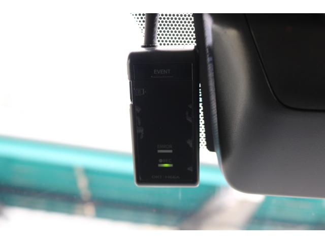 ハイエースバン ロングジャストローDX 純正ナビ フルセグTV セーフティセンス レーンキープ 外品テール キーレス(22枚目)