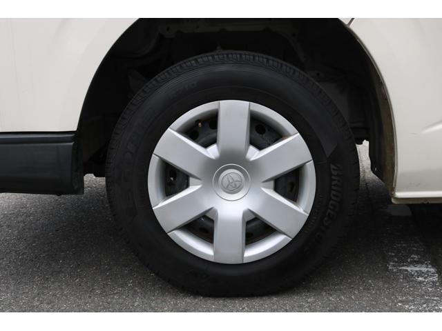 ハイエースバン ロングジャストローDX 純正ナビ フルセグTV セーフティセンス レーンキープ 外品テール キーレス(28枚目)