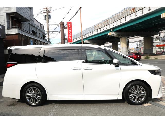 アルファード Ｚ　ワンオーナー　純正ナビ　フルセグ　黒革シート　フリップダウンモニター　両側パワスラ　パワーバックドア　ユニバーサルステップ　サンルーフ　デジミラ　カラーＨＵＤ　トヨタチームメイト　パノラミックビュー（6枚目）