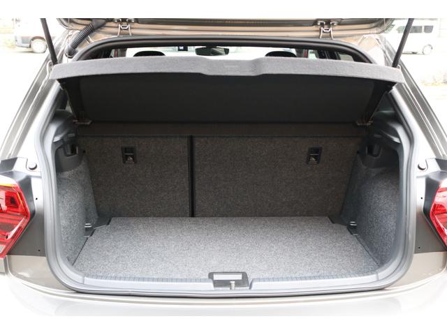 ポロGTI ベースグレード ワンオーナー 禁煙車 純正ナビ フルセグTV バックカメラ プリクラッシュセーフティー レーンキープ BSM パドルシフト バーチャルコックピット クリアランスソナー スマートキー2個(24枚目)