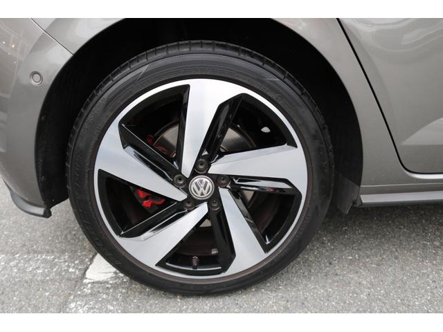 ポロGTI ベースグレード ワンオーナー 禁煙車 純正ナビ フルセグTV バックカメラ プリクラッシュセーフティー レーンキープ BSM パドルシフト バーチャルコックピット クリアランスソナー スマートキー2個(26枚目)