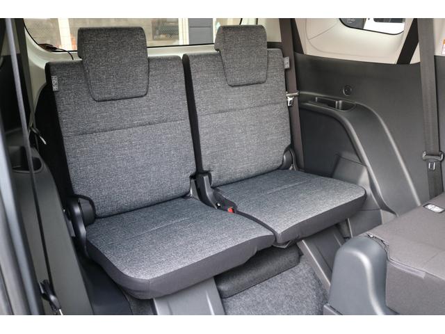 シエンタ ハイブリッドZ ワンオーナー 禁煙車 純正10.5型ナビ フルセグTV クルコン パノラミックビューモニター 両側パワースライドドア バックカメラ LEDヘッドライト セーフティセンス BSM レーンキープ(16枚目)