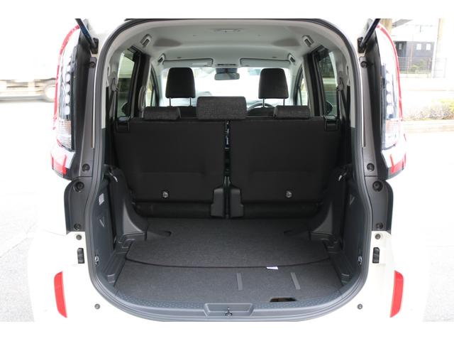 シエンタ ハイブリッドZ ワンオーナー 禁煙車 純正10.5型ナビ フルセグTV クルコン パノラミックビューモニター 両側パワースライドドア バックカメラ LEDヘッドライト セーフティセンス BSM レーンキープ(26枚目)