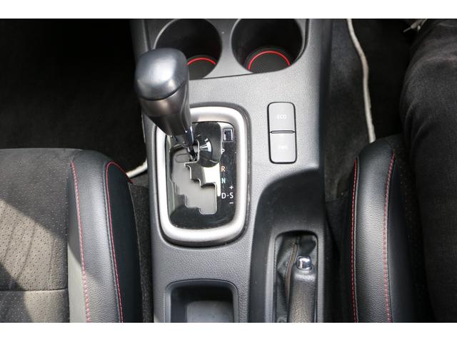 ハイラックス Ｚ　ＧＲスポーツ　禁煙車　純正ナビ　パノラマビュー　アルパインデジミラ　レッドキャリパー　ベッドライナー　レーンキープ　クルコン　ＬＥＤヘッド　エムクライム１７インチＡＷ　エムクライムサイド出しマフラー（28枚目）