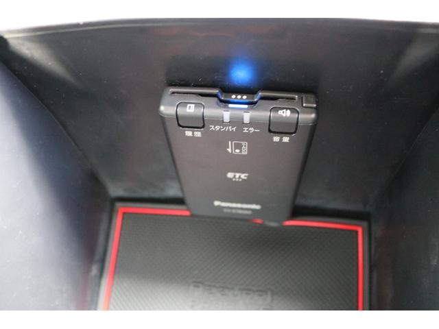 ハイラックス Ｚ　ＧＲスポーツ　禁煙車　純正ナビ　パノラマビュー　アルパインデジミラ　レッドキャリパー　ベッドライナー　レーンキープ　クルコン　ＬＥＤヘッド　エムクライム１７インチＡＷ　エムクライムサイド出しマフラー（32枚目）