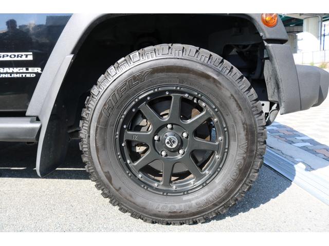 ジープ・ラングラーアンリミテッド スポーツ　ワンオーナー　禁煙車　社外ナビ　フルセグＴＶ　バックカメラ　クルーズコントロール　レザー調シートカバー（31枚目）