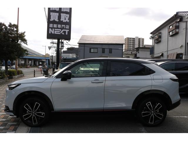 ヴェゼル e:HEV PLaY 禁煙車 ホンダセンシング 純正ナビ パノラミックビューモニター パノラマルーフ ハーフレザーシート ツートンルーフ パワーバックドア BSM クリアランスソナー ハーフレザーシート シートヒーター(10枚目)