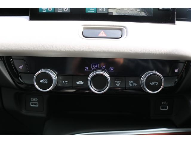 ヴェゼル e:HEV PLaY 禁煙車 ホンダセンシング 純正ナビ パノラミックビューモニター パノラマルーフ ハーフレザーシート ツートンルーフ パワーバックドア BSM クリアランスソナー ハーフレザーシート シートヒーター(25枚目)