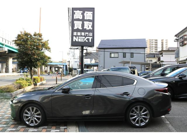 ＭＡＺＤＡ３セダン １５Ｓ　ツーリング　ワンオーナー　禁煙車　純正ナビ　フルセグＴＶ　ヘッドアップディスプレイ　ＬＥＤヘッド　クルコン　Ｂカメラ　ＢＳＭ　アイストップ　パーキングサポート　スマートブレーキサポート　　パワーバックドア（10枚目）