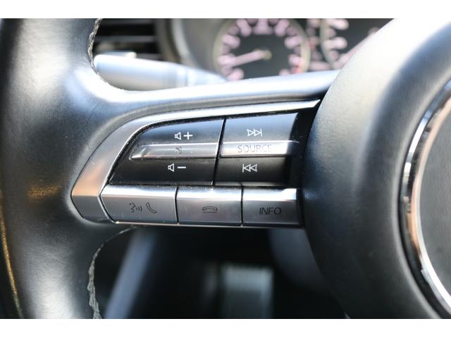 ＭＡＺＤＡ３セダン １５Ｓ　ツーリング　ワンオーナー　禁煙車　純正ナビ　フルセグＴＶ　ヘッドアップディスプレイ　ＬＥＤヘッド　クルコン　Ｂカメラ　ＢＳＭ　アイストップ　パーキングサポート　スマートブレーキサポート　　パワーバックドア（22枚目）
