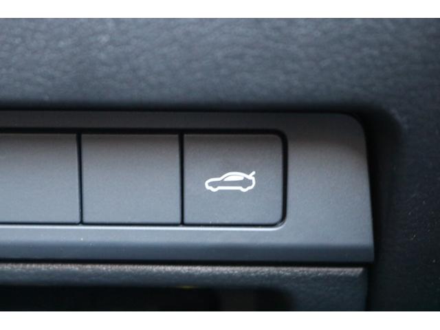 ＭＡＺＤＡ３セダン １５Ｓ　ツーリング　ワンオーナー　禁煙車　純正ナビ　フルセグＴＶ　ヘッドアップディスプレイ　ＬＥＤヘッド　クルコン　Ｂカメラ　ＢＳＭ　アイストップ　パーキングサポート　スマートブレーキサポート　　パワーバックドア（26枚目）