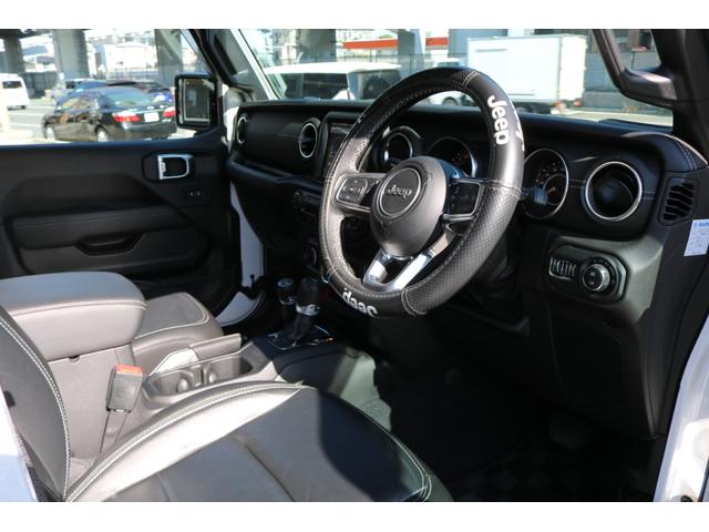 ジープ・ラングラーアンリミテッド サハラ ワンオーナー 禁煙車 純正ナビ バックカメラ フロントカメラ サイドカメラ 黒革シート シートヒーター ステアリングヒーター アダブティブクルーズコントロール BSM(13枚目)