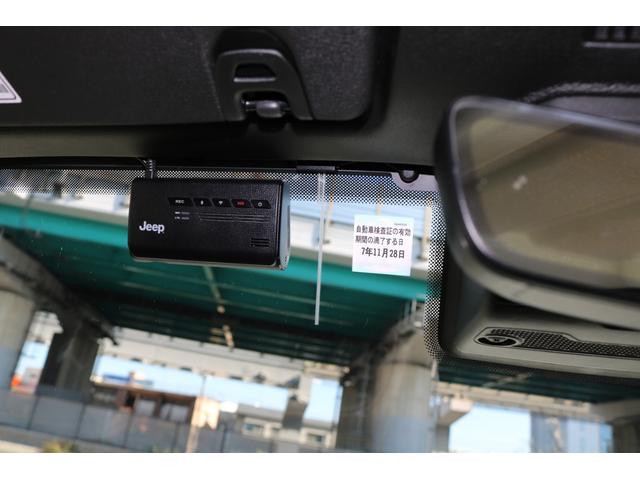 ジープ・ラングラーアンリミテッド サハラ ワンオーナー 禁煙車 純正ナビ バックカメラ フロントカメラ サイドカメラ 黒革シート シートヒーター ステアリングヒーター アダブティブクルーズコントロール BSM(26枚目)