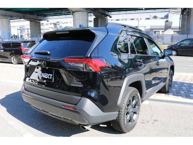 ◆禁煙車◆純正ナビ◆フルセグ◆ＬＥＤヘッド◆クルコン◆レーンキープ◆ＢＳＭ◆黒革シート◆パワーシート◆※車両は店舗から離れた場所に保管してますので御来店の際は事前に御連絡を頂きます様お願い致します※