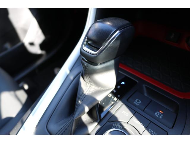 ◆禁煙車◆純正ナビ◆フルセグ◆ＬＥＤヘッド◆クルコン◆レーンキープ◆ＢＳＭ◆黒革シート◆パワーシート◆※車両は店舗から離れた場所に保管してますので御来店の際は事前に御連絡を頂きます様お願い致します※