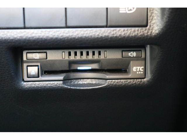 ◆禁煙車◆純正ナビ◆フルセグ◆ＬＥＤヘッド◆クルコン◆レーンキープ◆ＢＳＭ◆黒革シート◆パワーシート◆※車両は店舗から離れた場所に保管してますので御来店の際は事前に御連絡を頂きます様お願い致します※