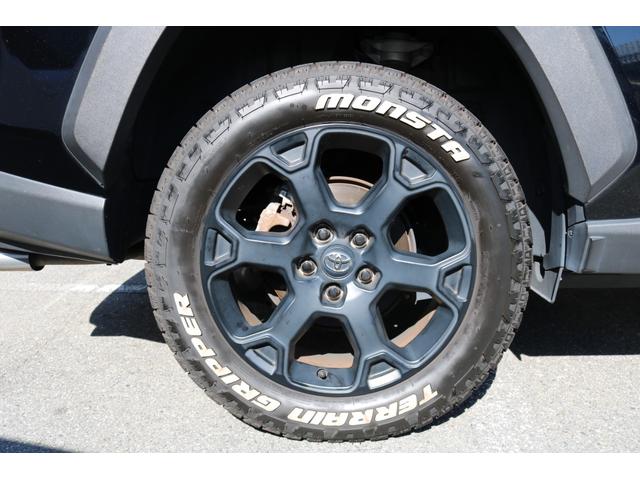 ◆禁煙車◆純正ナビ◆フルセグ◆ＬＥＤヘッド◆クルコン◆レーンキープ◆ＢＳＭ◆黒革シート◆パワーシート◆※車両は店舗から離れた場所に保管してますので御来店の際は事前に御連絡を頂きます様お願い致します※