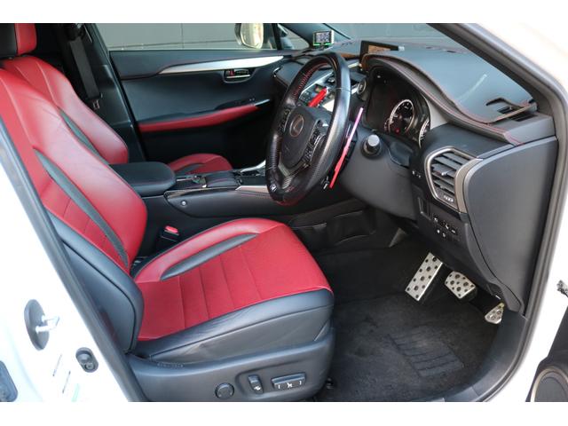 ◆純正ナビ◆フルセグ◆赤革シート◆パワーバックドア◆ＢＳＭ◆ムーンルーフ◆シートヒータ◆三眼ＬＥＤヘッド◆※車両は店舗から離れた場所に保管してますので御来店の際は事前に御連絡を頂きます様お願い致します