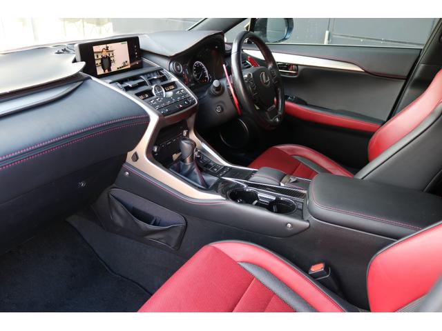 ◆純正ナビ◆フルセグ◆赤革シート◆パワーバックドア◆ＢＳＭ◆ムーンルーフ◆シートヒータ◆三眼ＬＥＤヘッド◆※車両は店舗から離れた場所に保管してますので御来店の際は事前に御連絡を頂きます様お願い致します