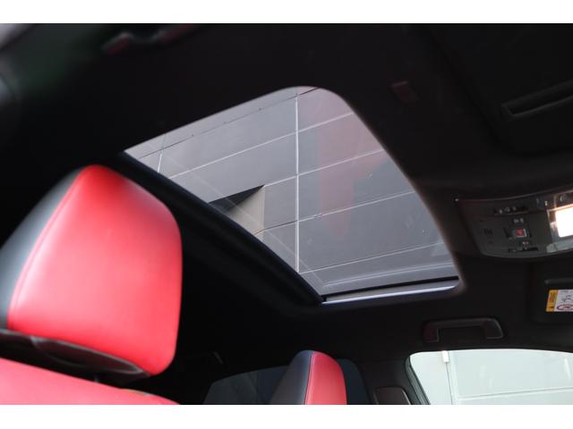 ◆純正ナビ◆フルセグ◆赤革シート◆パワーバックドア◆ＢＳＭ◆ムーンルーフ◆シートヒータ◆三眼ＬＥＤヘッド◆※車両は店舗から離れた場所に保管してますので御来店の際は事前に御連絡を頂きます様お願い致します