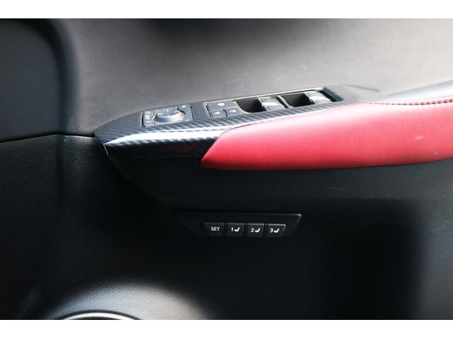 ◆純正ナビ◆フルセグ◆赤革シート◆パワーバックドア◆ＢＳＭ◆ムーンルーフ◆シートヒータ◆三眼ＬＥＤヘッド◆※車両は店舗から離れた場所に保管してますので御来店の際は事前に御連絡を頂きます様お願い致します