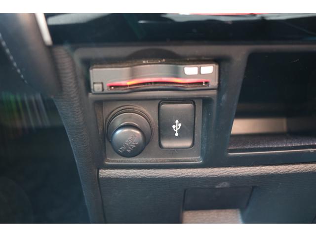 デリカＤ：５ Ｐ　ワンオーナー　禁煙車　純正ナビ（Ｙ９０００ＭＥ）　パノラマビュー　アルパインフリップダウンモニター　オートステップ　シートヒーター　パワーシート　オプカンタイヤ　デルタフォース１６ＡＷ　　ＢＳＭ（30枚目）