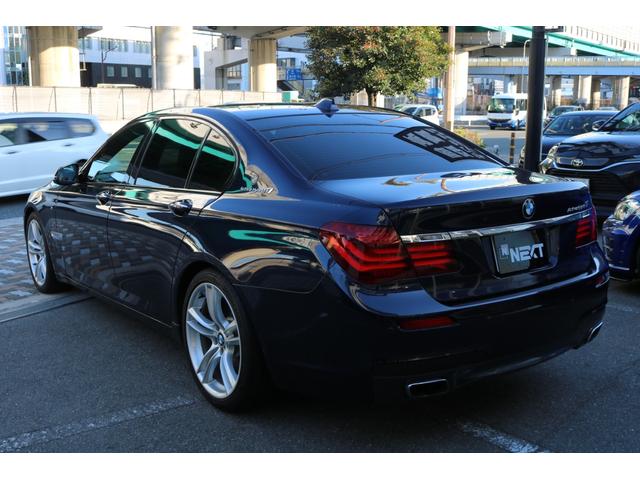 7シリーズ アクティブハイブリッド7 禁煙車 純正ナビ フルセグ ベージュ革シート サンルーフ インテリジェントセーフティ ヘッドアップディスプレイ パワーシート シートヒーター イージークローザー パドルシフト パワーバックドア(11枚目)