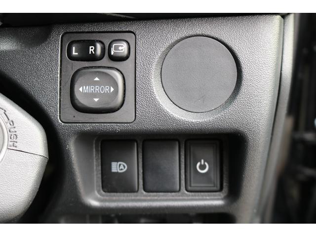 ハイエースバン ロングＤＸ　ＧＬパッケージ　アルトピアーノＲＥＶＯシート　アルパイン１１型ナビ　アルパイン１２．８型フリップダウン　アルパインデジミラ　フルセグＴＶ　パノラミックビューモニター　パイオニアルーフスピーカー　セーフティセンス（27枚目）