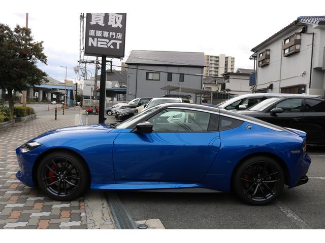 フェアレディＺ バージョンＳＴ　ワンオーナー　禁煙車　純正ナビ　フルセグ　バックカメラ　ＢＯＳＥサウンド　ブラックハーフレザーシート　シートヒーター　レーダークルーズコントロール　クリアランスソナー　純正１９インチＡＷ（9枚目）