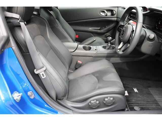 フェアレディＺ バージョンＳＴ　ワンオーナー　禁煙車　純正ナビ　フルセグ　バックカメラ　ＢＯＳＥサウンド　ブラックハーフレザーシート　シートヒーター　レーダークルーズコントロール　クリアランスソナー　純正１９インチＡＷ（10枚目）
