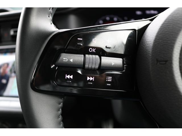 フェアレディＺ バージョンＳＴ　ワンオーナー　禁煙車　純正ナビ　フルセグ　バックカメラ　ＢＯＳＥサウンド　ブラックハーフレザーシート　シートヒーター　レーダークルーズコントロール　クリアランスソナー　純正１９インチＡＷ（15枚目）