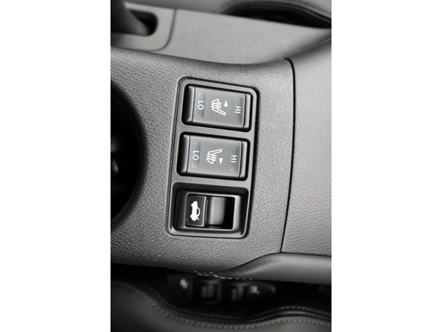フェアレディＺ バージョンＳＴ　ワンオーナー　禁煙車　純正ナビ　フルセグ　バックカメラ　ＢＯＳＥサウンド　ブラックハーフレザーシート　シートヒーター　レーダークルーズコントロール　クリアランスソナー　純正１９インチＡＷ（24枚目）