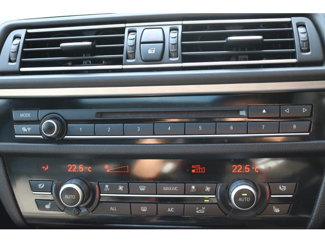 ５シリーズ アクティブハイブリッド５　Ｍスポーツパッケージ　禁煙車　純正ナビ　社外Ｆスポイラー　ＳＲ　シートヒーター　二本出しマフラー　ＬＥＤヘッド　メモリ付パワーシート　レッドキャリパー　ダウンサス　クリアランスソナー　バックモニター　純正２０インチＡＷ（26枚目）