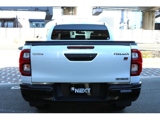 ハイラックス Ｚ　ＧＲスポーツ　ワンオーナー　純正ナビ　ハーフレザー　パノラミックビュー　ダウンヒルアシストコントロール　クリアランスソナー　ＬＥＤヘッド　パワーシート　クルコン　プリクラ　リアデフロック　ベッドライナー　トノカバー（8枚目）