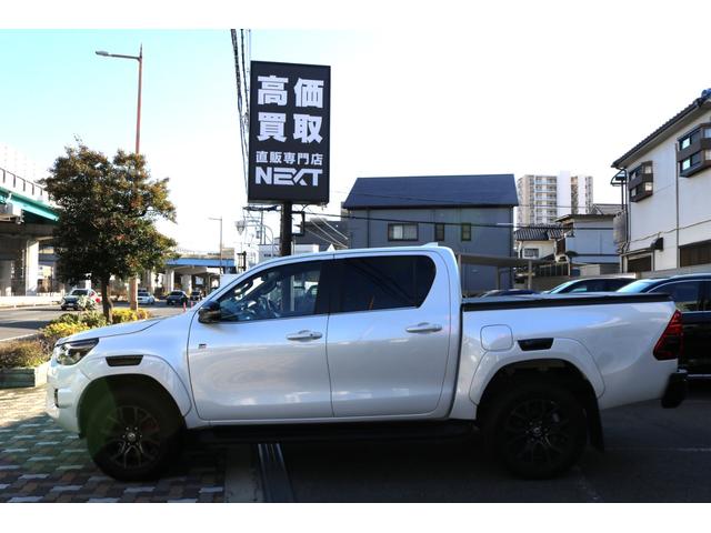 ハイラックス Ｚ　ＧＲスポーツ　ワンオーナー　純正ナビ　ハーフレザー　パノラミックビュー　ダウンヒルアシストコントロール　クリアランスソナー　ＬＥＤヘッド　パワーシート　クルコン　プリクラ　リアデフロック　ベッドライナー　トノカバー（10枚目）