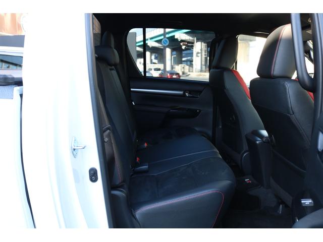 ハイラックス Ｚ　ＧＲスポーツ　ワンオーナー　純正ナビ　ハーフレザー　パノラミックビュー　ダウンヒルアシストコントロール　クリアランスソナー　ＬＥＤヘッド　パワーシート　クルコン　プリクラ　リアデフロック　ベッドライナー　トノカバー（13枚目）