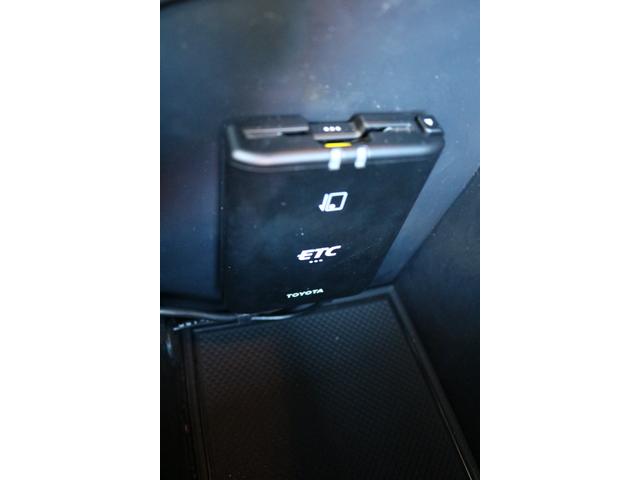 ハイラックス Ｚ　ＧＲスポーツ　ワンオーナー　純正ナビ　ハーフレザー　パノラミックビュー　ダウンヒルアシストコントロール　クリアランスソナー　ＬＥＤヘッド　パワーシート　クルコン　プリクラ　リアデフロック　ベッドライナー　トノカバー（27枚目）