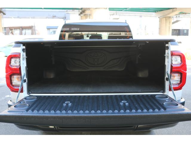 ハイラックス Ｚ　ＧＲスポーツ　ワンオーナー　純正ナビ　ハーフレザー　パノラミックビュー　ダウンヒルアシストコントロール　クリアランスソナー　ＬＥＤヘッド　パワーシート　クルコン　プリクラ　リアデフロック　ベッドライナー　トノカバー（31枚目）
