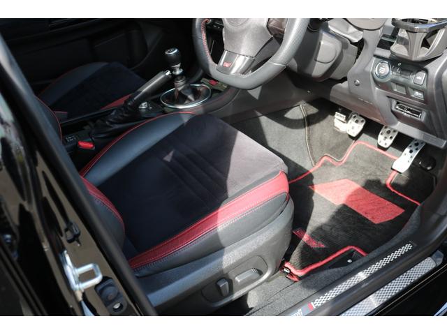 ＷＲＸ ＳＴＩ ＳＴＩ　タイプＳ　禁煙車　ＳＴＩエアロ（Ｆ／Ｓ／Ｒ）　ＳＴＩシフトノブ　ＳＴＩエキゾーストキットマフラー　ＲＥＣＡＲＯシート　シートヒーター　パワーシート　フットレストバープロト　アルパインデジミラ　バックカメラ（15枚目）