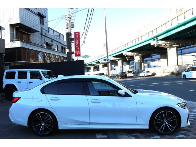 ３シリーズ ３２０ｄ　ｘＤｒｉｖｅ　Ｍスポーツ　禁煙車　純正ナビ１０．２５インチ　ＬＥＤヘッド　黒革シート　ＢＳＭ　クリアランスソナー　レーンキープ　Ｂカメラ　シートヒーター　メモリ付きパワーシート　クルコン　パドルシフト　パーキングアシスト（6枚目）